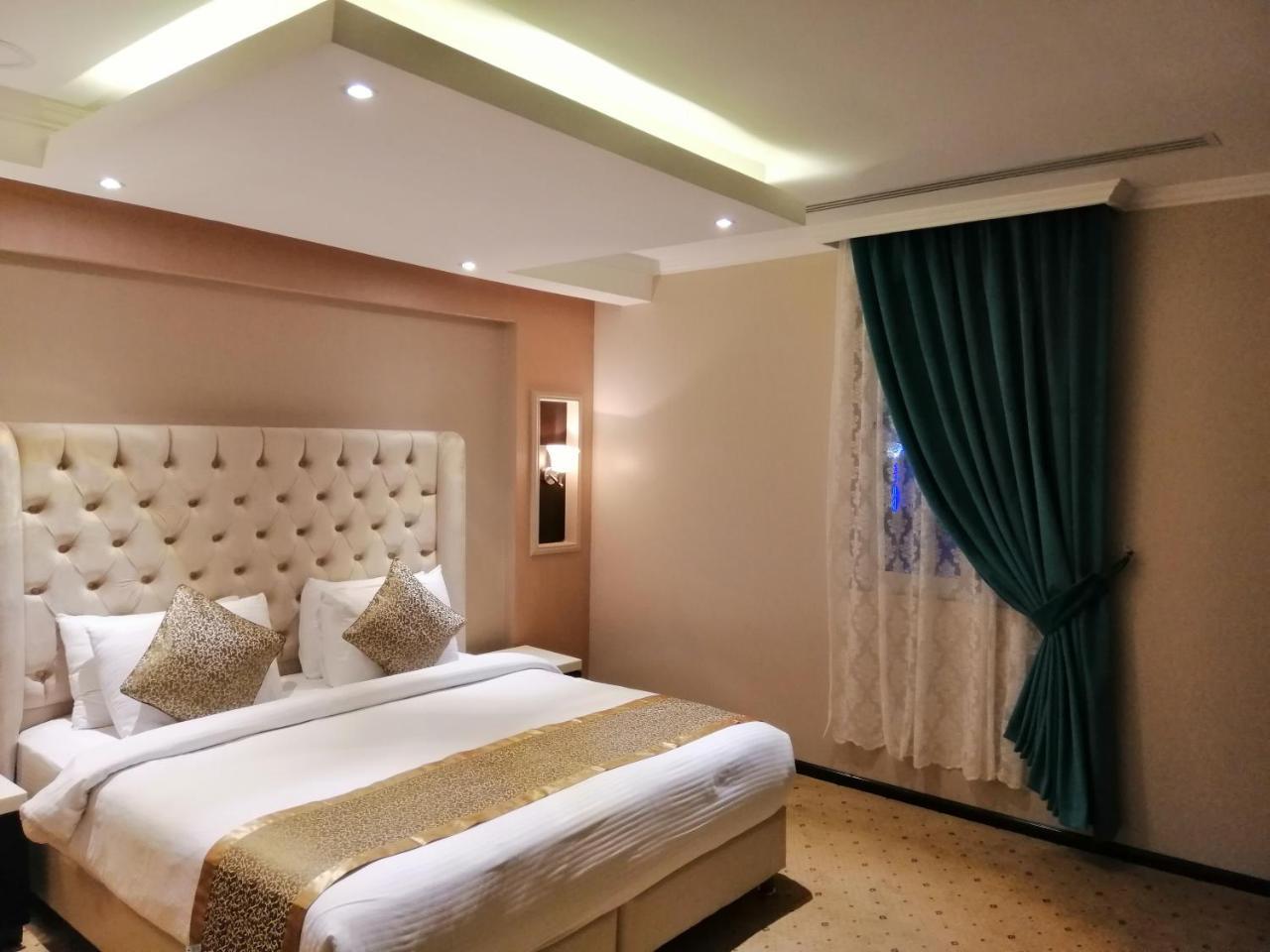 اصاله الشروق للأجنحه الفندقيه Al Khobar Exteriör bild